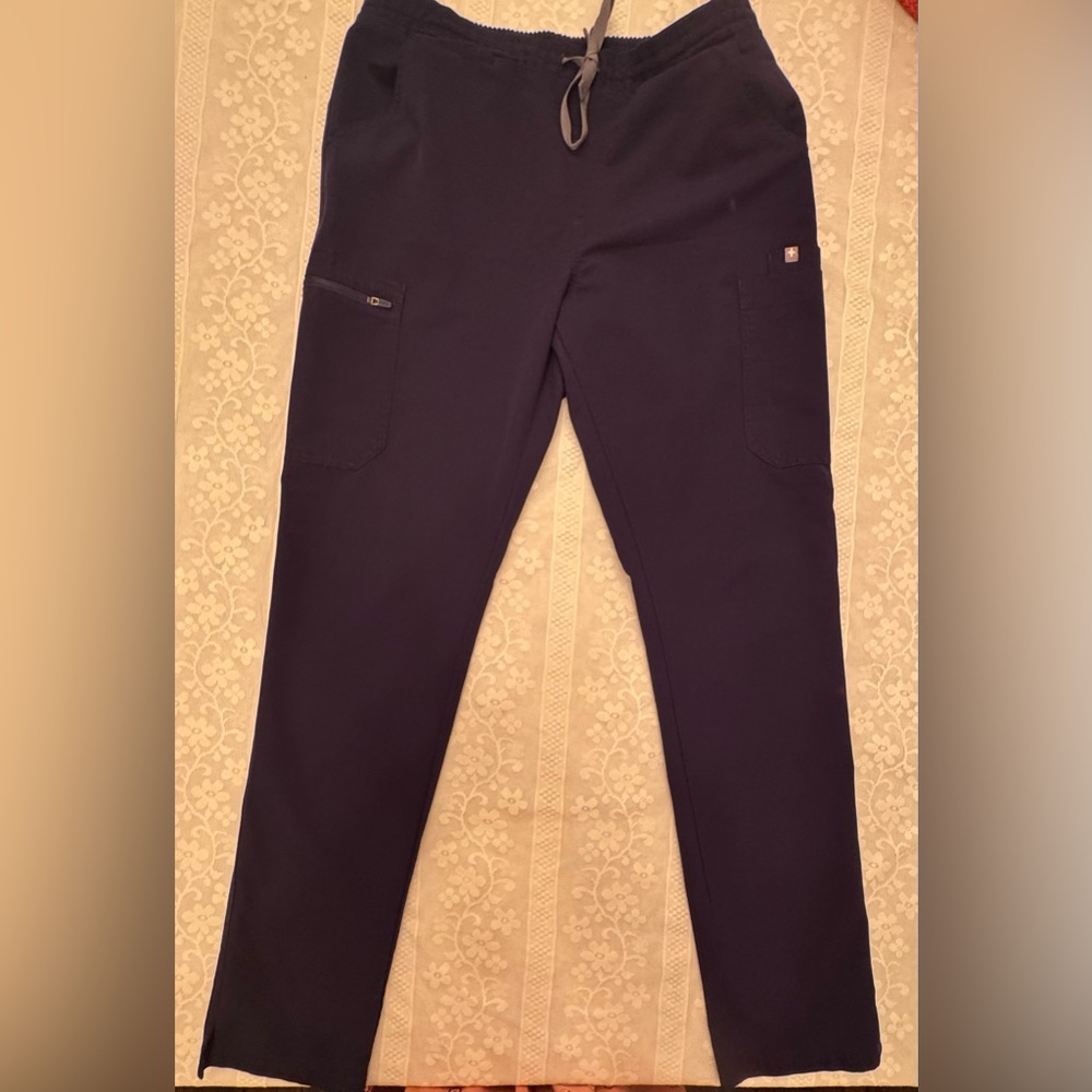 Figs Yola Scrub Pants - Picture 3 of 5